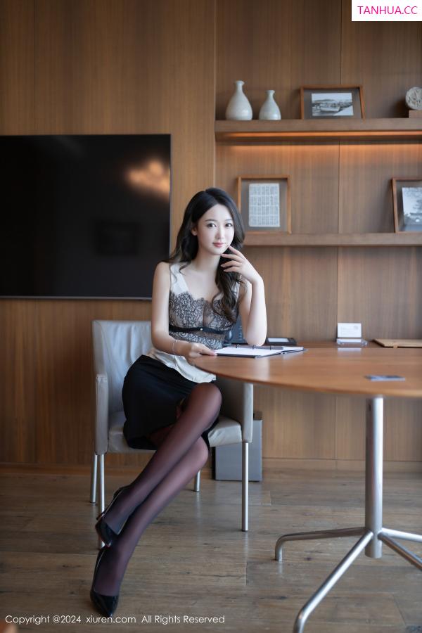 唐安琪  [XiuRen]高清写真图 2024.09.29 No.9231 唐安琪 黑丝美腿第5张图片